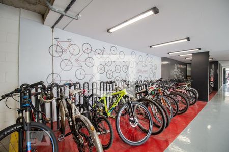 Studio para alugar com 35m², 1 quarto e 1 vaga Studio para alugar com 35m², 1 quarto e 1 vagaBicicletario