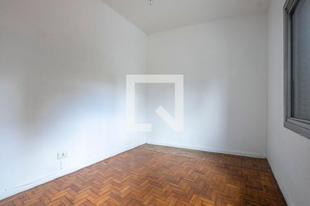 Quarto 1 de casa para alugar com 2 quartos, 65m² em Jardim das Bandeiras, São Paulo
