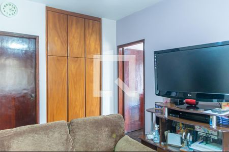 Casa à venda com 360m², 3 quartos e 7 vagasSala de TV