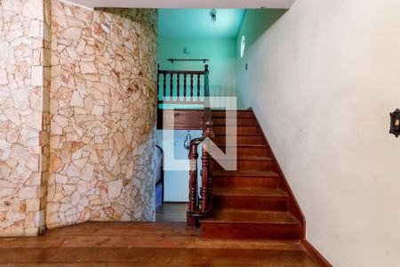 Escada Quartos de casa para alugar com 4 quartos, 700m² em Vila Maria Alta, São Paulo