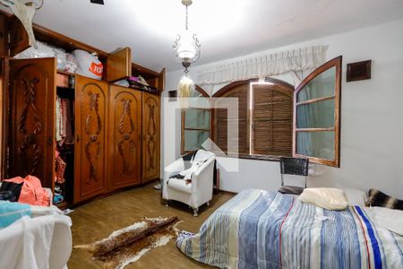 Casa para alugar com 700m², 4 quartos e 6 vagasSuíte 2