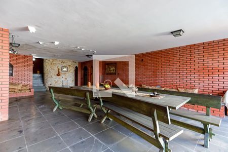 Casa para alugar com 700m², 4 quartos e 6 vagasSalão de Festas