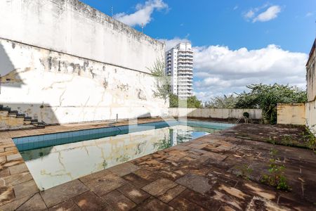 Casa para alugar com 700m², 4 quartos e 6 vagasPiscina