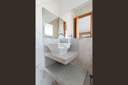 Lavabo  de apartamento para alugar com 3 quartos, 250m² em Parque Sao Diogo, São Bernardo do Campo