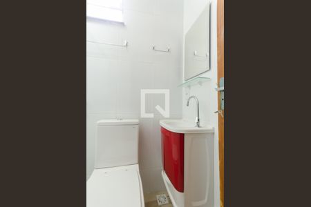 Banheiro de kitnet/studio para alugar com 1 quarto, 40m² em Armação, Salvador