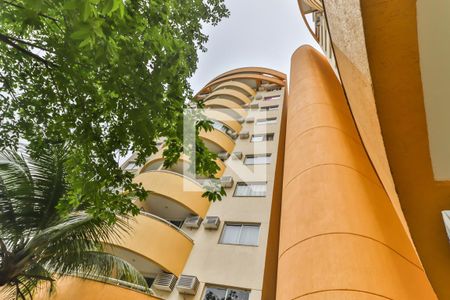 Apartamento à venda com 43m², 1 quarto e 1 vagaFachada
