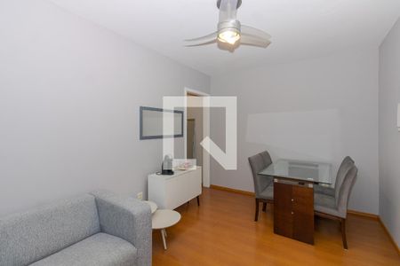 Sala de apartamento para alugar com 1 quarto, 64m² em Higienópolis, Porto Alegre