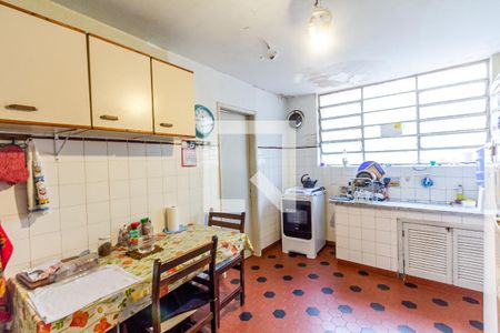 Casa à venda com 235m², 4 quartos e 3 vagasCozinha