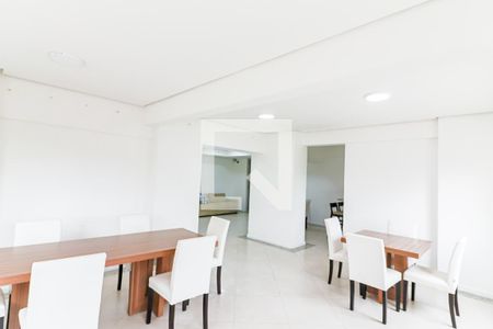 Apartamento à venda com 55m², 2 quartos e 1 vaga Apartamento à venda com 55m², 2 quartos e 1 vagaÁrea comum - Salão de festas