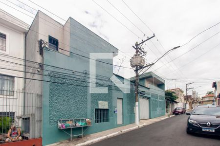 Casa de condomínio para alugar com 52m², 2 quartos e 1 vagaFachada