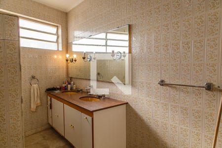 Casa para alugar com 384m², 3 quartos e 6 vagasBanheiro Suíte