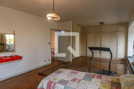 Casa para alugar com 384m², 3 quartos e 6 vagasQuarto Suíte