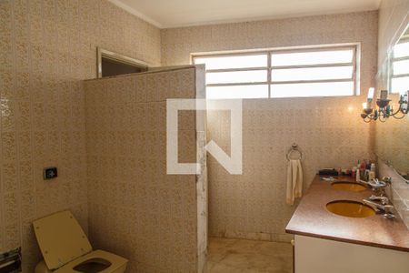 Casa para alugar com 384m², 3 quartos e 6 vagasBanheiro Suíte