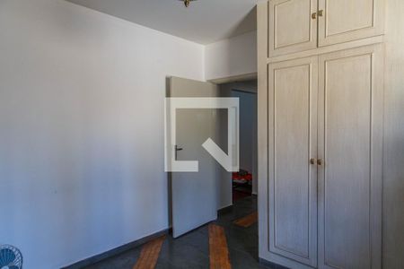 Casa para alugar com 384m², 3 quartos e 6 vagasQuarto 2