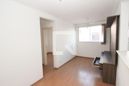 Sala de apartamento para alugar com 2 quartos, 52m² em Jardim Itu Sabará, Porto Alegre