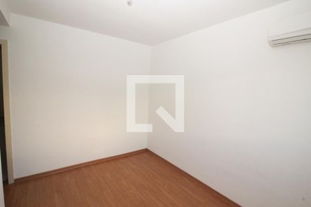 Quarto Suíte de apartamento para alugar com 2 quartos, 52m² em Jardim Itu Sabará, Porto Alegre