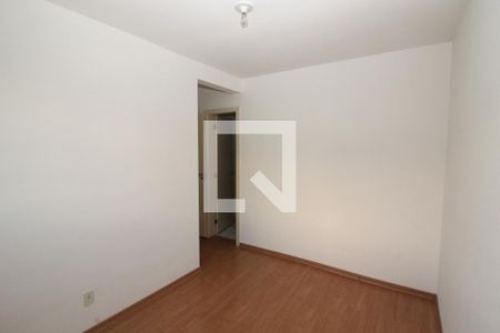 Quarto Suíte de apartamento para alugar com 2 quartos, 52m² em Jardim Itu Sabará, Porto Alegre