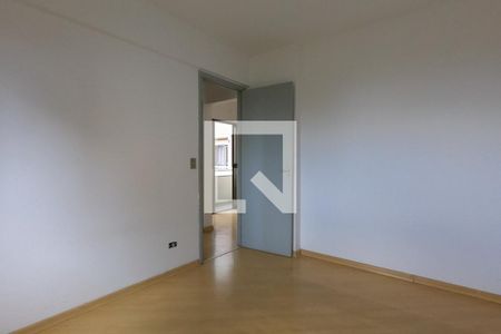 Quarto de apartamento para alugar com 2 quartos, 78m² em Jardim Maria Rosa, Taboão da Serra