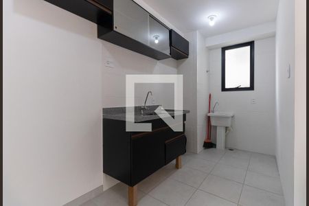 Cozinha de apartamento para alugar com 1 quarto, 33m² em Jurubatuba, São Paulo