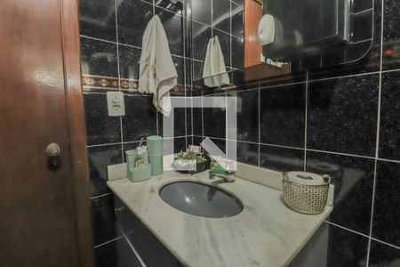 Casa à venda com 320m², 4 quartos e 3 vagasBanheiro 2