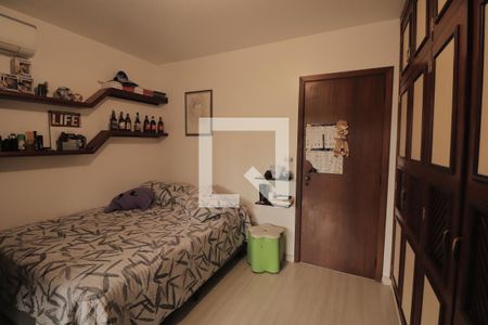 Casa à venda com 320m², 4 quartos e 3 vagasQuarto 2