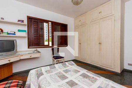 Casa para alugar com 384m², 3 quartos e 2 vagasQuarto 3