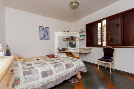 Casa para alugar com 384m², 3 quartos e 2 vagasQuarto 3