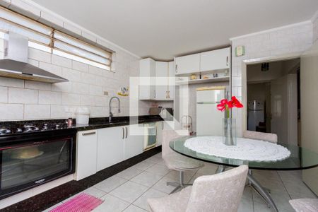 Casa para alugar com 384m², 3 quartos e 2 vagasCozinha