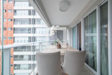 Varanda de apartamento à venda com 1 quarto, 48m² em Campo Belo, São Paulo