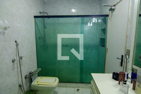 Apartamento à venda com 328m², 4 quartos e 2 vagasBanheiro Social