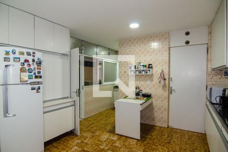 Apartamento à venda com 328m², 4 quartos e 2 vagasCozinha