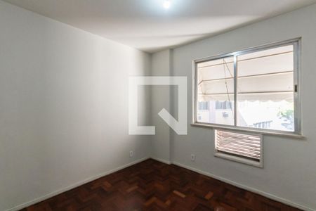 Apartamento para alugar com 71m², 2 quartos e 1 vagaQuarto