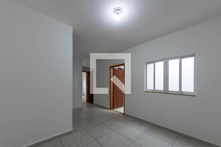 Sala / Cozinha de apartamento para alugar com 2 quartos, 45m² em Jardim Sapopemba, São Paulo