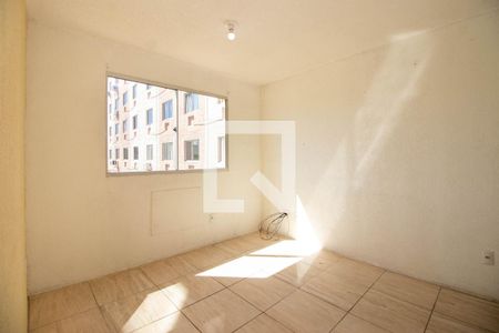 Sala de apartamento para alugar com 2 quartos, 42m² em Mário Quintana, Porto Alegre