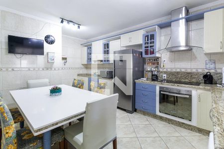 Casa à venda com 225m², 4 quartos e 3 vagasCozinha