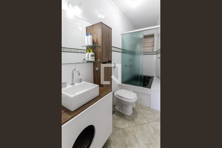 Casa à venda com 225m², 4 quartos e 3 vagasBanheiro da Suíte