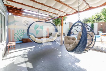 Casa à venda com 225m², 4 quartos e 3 vagasVaranda