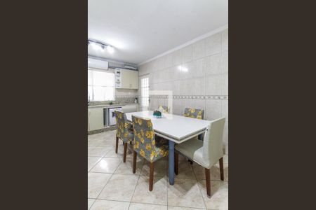 Casa à venda com 225m², 4 quartos e 3 vagasCozinha