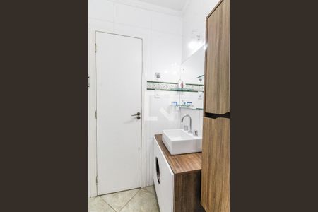 Casa à venda com 225m², 4 quartos e 3 vagasBanheiro da Suíte