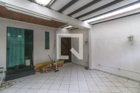 Casa à venda com 140m², 3 quartos e 2 vagas Casa à venda com 140m², 3 quartos e 2 vagasGaragem