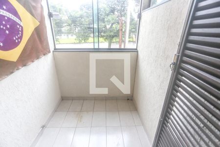 Casa à venda com 140m², 3 quartos e 2 vagas Casa à venda com 140m², 3 quartos e 2 vagasVaranda suíte 2