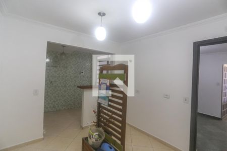 Casa à venda com 140m², 3 quartos e 2 vagas Casa à venda com 140m², 3 quartos e 2 vagasCozinha