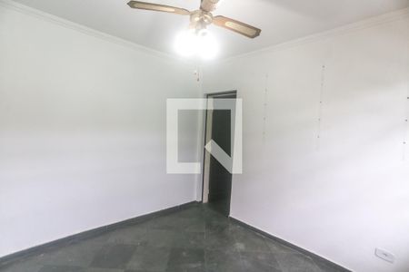 Casa à venda com 140m², 3 quartos e 2 vagas Casa à venda com 140m², 3 quartos e 2 vagasHall quartos