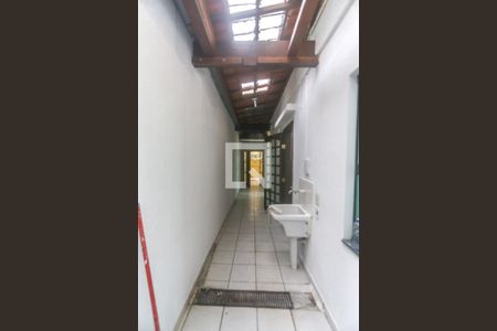 Casa à venda com 140m², 3 quartos e 2 vagas Casa à venda com 140m², 3 quartos e 2 vagasÁrea de serviço