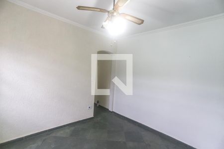 Casa à venda com 140m², 3 quartos e 2 vagas Casa à venda com 140m², 3 quartos e 2 vagasHall quartos