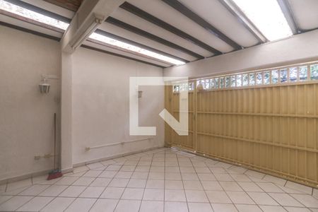 Casa à venda com 140m², 3 quartos e 2 vagas Casa à venda com 140m², 3 quartos e 2 vagasGaragem