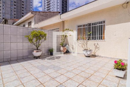 Casa à venda com 288m², 2 quartos e 5 vagas Casa à venda com 288m², 2 quartos e 5 vagasSacada