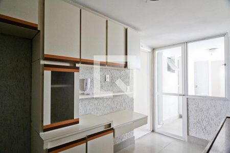 Apartamento à venda com 90m², 3 quartos e 2 vagasCozinha