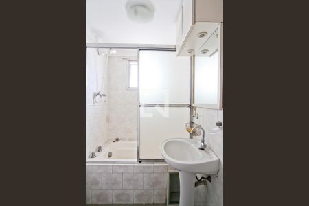 Apartamento à venda com 90m², 3 quartos e 2 vagasBanheiro da Suíte