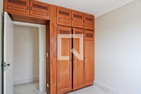 Apartamento à venda com 90m², 3 quartos e 2 vagasQuarto 2